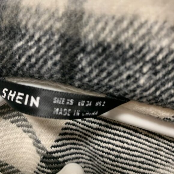 SHEIN WOMENS BUTTON UP FLANNEL  TOP - Picture 3 of 3